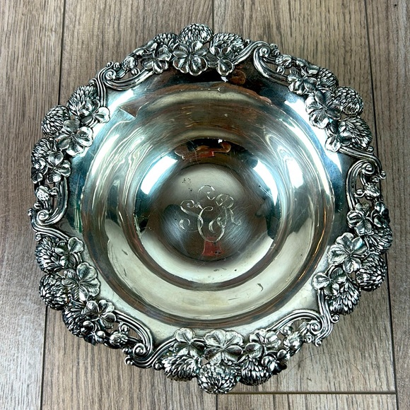 Tiffany & Co. Other - Tiffany & Co. Sterling Silver Clover Serving bowl